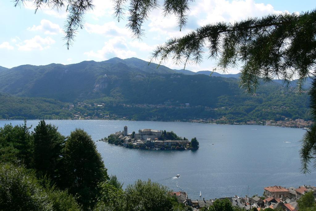 Apartments Cusius And Horta Orta San Giulio Zimmer foto