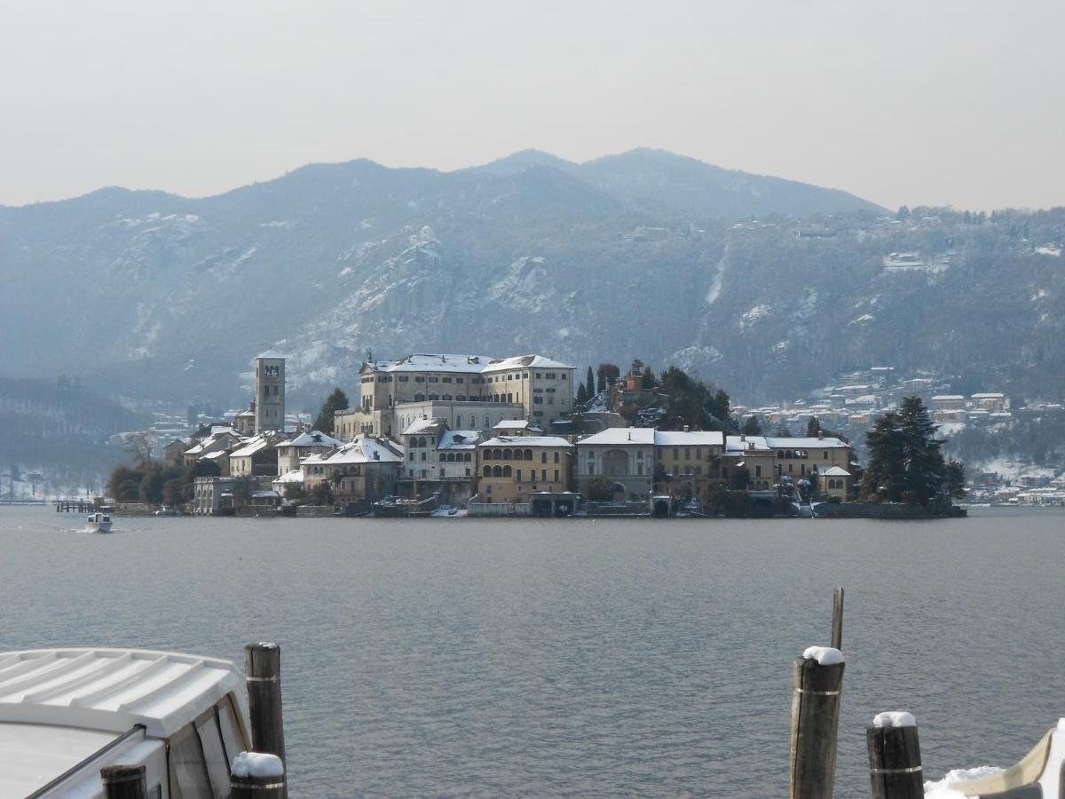 Apartments Cusius And Horta Orta San Giulio Zimmer foto