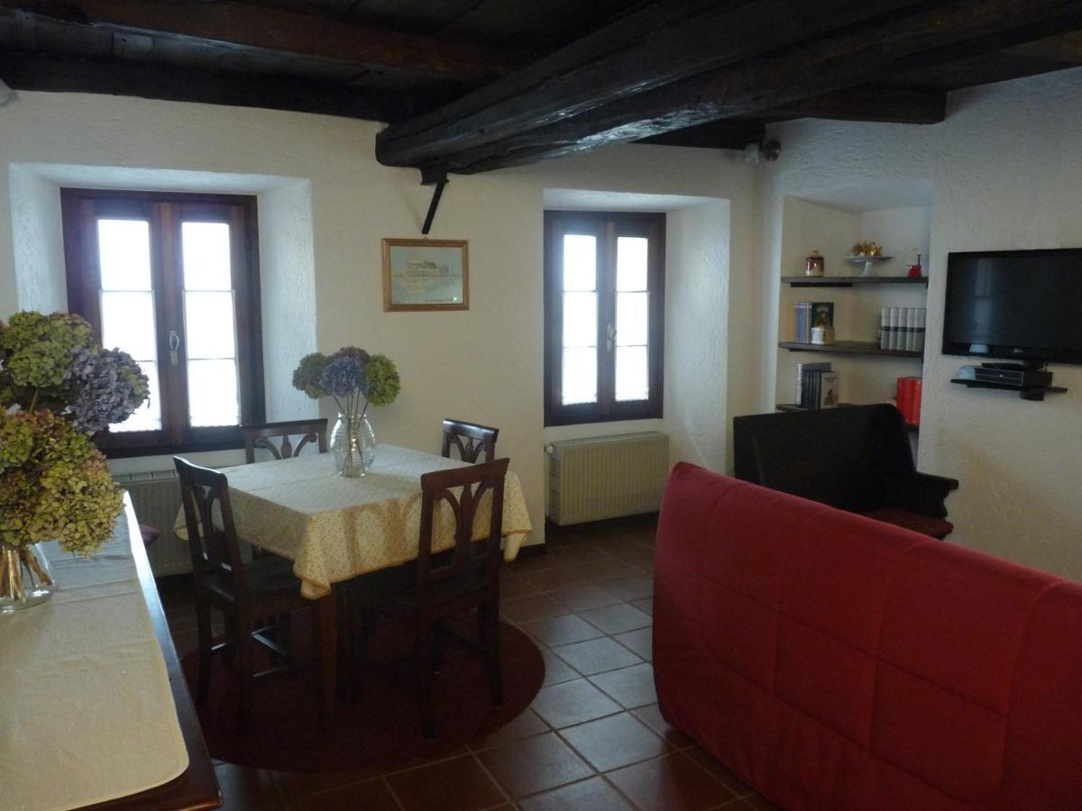 Apartments Cusius And Horta Orta San Giulio Zimmer foto