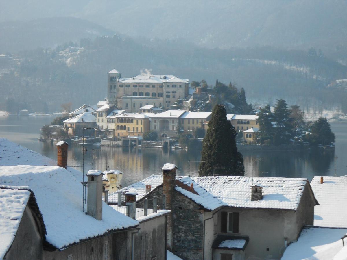 Apartments Cusius And Horta Orta San Giulio Zimmer foto